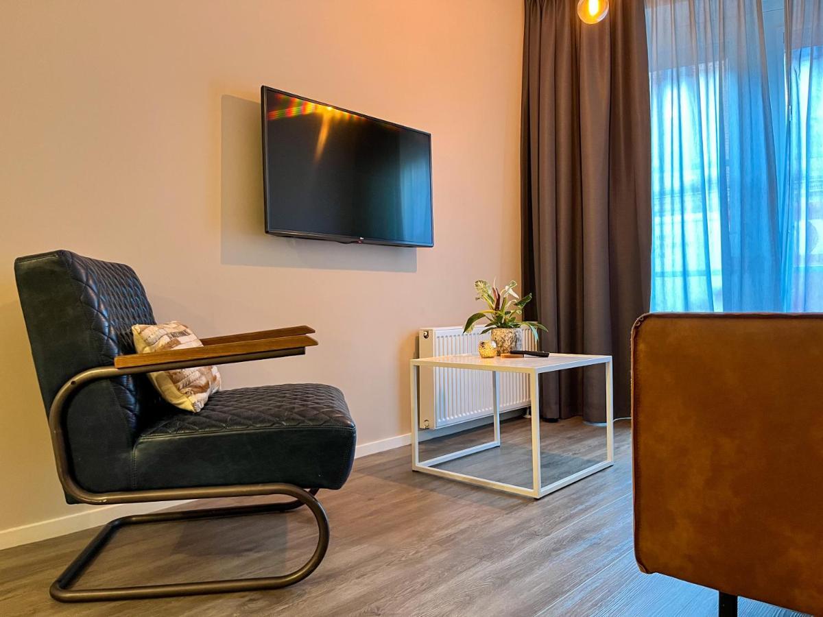 Dokkumer Bed&Breakfast Appartementen Exterior foto