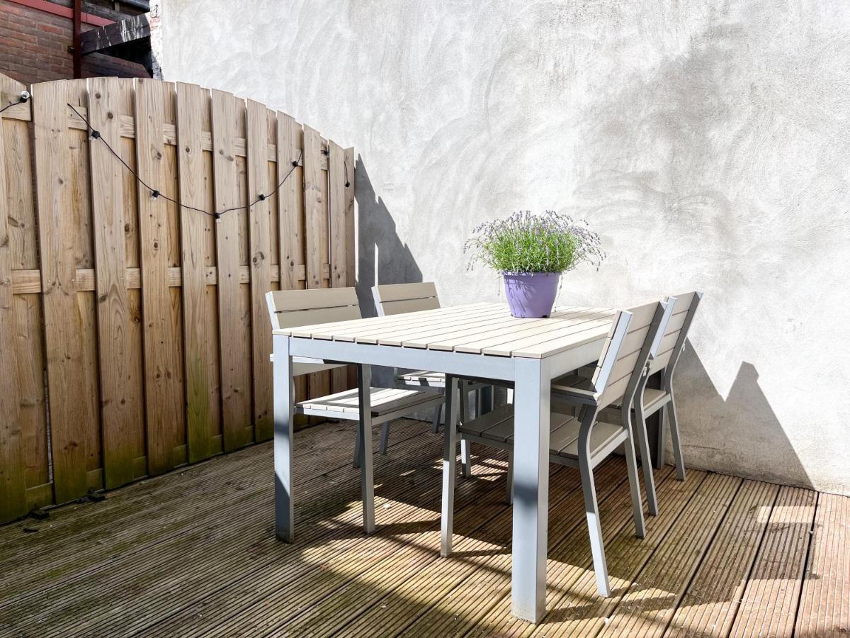 Dokkumer Bed&Breakfast Appartementen Exterior foto
